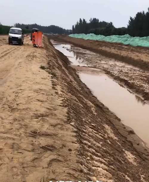 黄山黟县河道降水